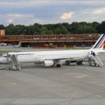 A321 d’Air France parqué au niveau du terminal D
