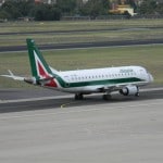 Un Embraer d’Alitalia en provenance de Milan Linate