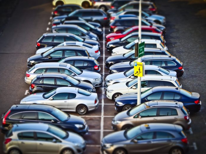 Parking à l'aéroport